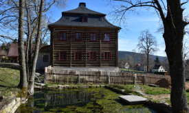 Plstěné květinové věnce – Jana Válková - dílna